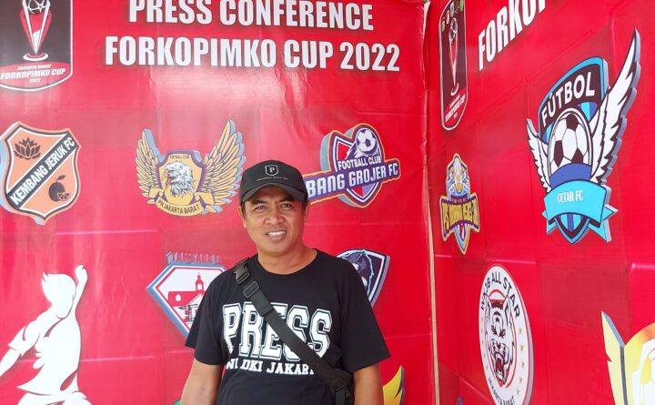 Wakil Ketua Bidang OR PWI Koordinatoriat Jak-Bar Budi Beler Prediksi Final Sepakbola Forkopimkot Cup 2022 Cetar FC Menang Telak