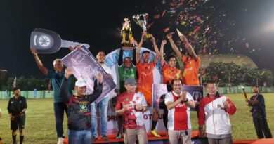 Team Kesebelasan Walikota Jak-Bar FC Juara 1 Boyong Piala Trophy Forkopimko Cup 2022
