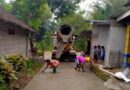 Pemdes Pondok Agung Mulai Rabat Dua Titik Jalan di Dusun Pondok