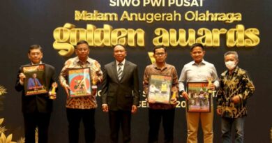 Menpora Beri Apresiasi, Apriyani Hingga GM Utut Adianto Peroleh Anugerah Olahraga Golden Award 2022