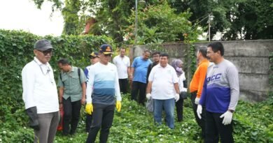 Enam Ratus Personel Gabungan Pemkot Jakarta Barat Serentak Bersihkan Terminal Kalideres