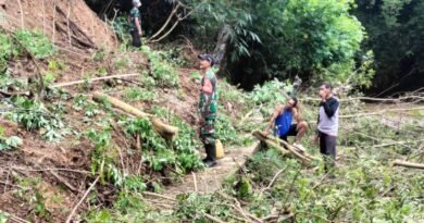 Talud Desa Jatiprahu, Trenggalek Longsor, Warga Bantaran Sungai Diminta Waspada
