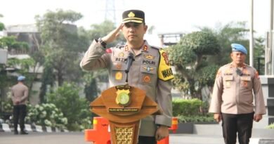 AKBP Rezi Dharmawan Pimpin Apel Jam Pimpinan di Polres Metro Jakarta Barat