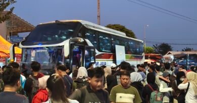 Puncak Mudik Lebaran H-3 di Terminal Kalideres Terjadi Peningkatan Penumpang
