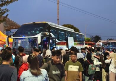 Puncak Mudik Lebaran H-3 di Terminal Kalideres Terjadi Peningkatan Penumpang