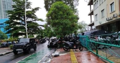 Pembiaran Dipertanyakan, Parkir Liar Menggila di Kawasan CNI Kembangan