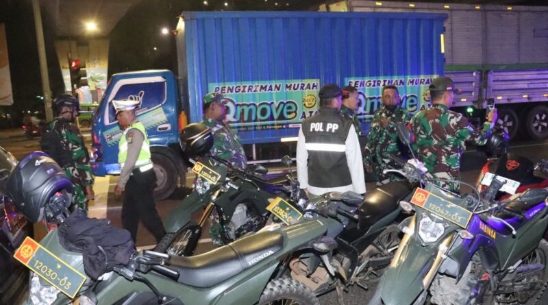 Patroli Skala Sedang Polres Jakbar Sisir Titik Rawan Kejahatan Jalanan