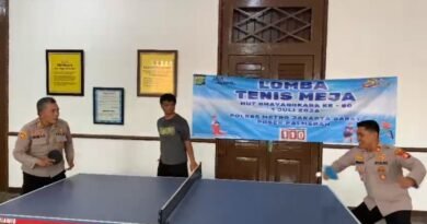 Polsek Palmerah Buka Lomba Tenis Meja