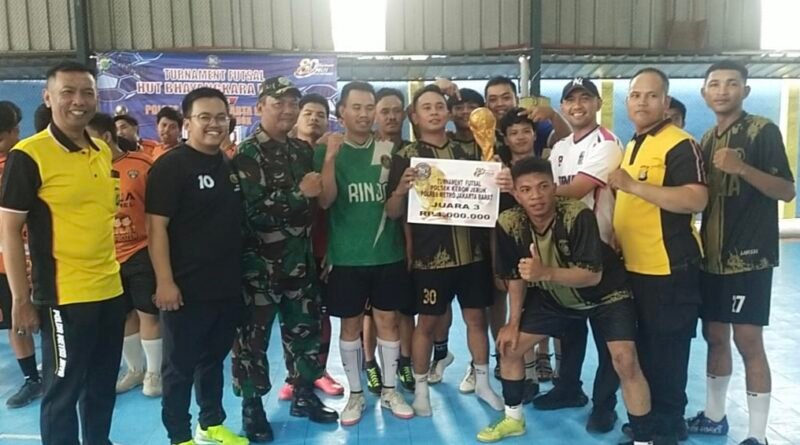 Peringati Hari Bhayangkara ke-80, Polsek Kebon Jeruk Gelar Turnamen Futsal