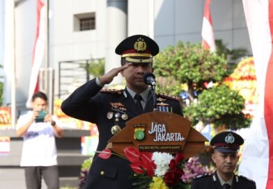 Puncak Hari Bhayangkara Ke-80, Polres Metro Jakarta Barat Teguhkan Komitmen “Polri untuk Masyarakat”