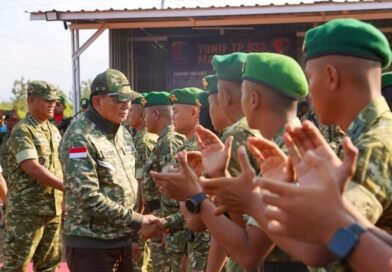 Danrem Untoro Sambut Menhan Sjafrie Kunker di Yonif 933/Macan Wilis