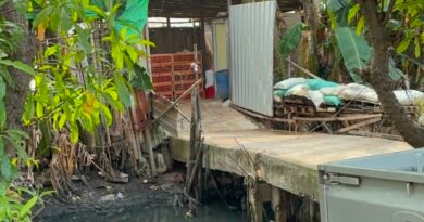 Bau Tak Sedap Cemari Lingkungan, Warga Cengkareng Timur Desak Pemkot Jakarta Barat Tutup Peternakan Ayam Potong