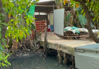 Bau Tak Sedap Cemari Lingkungan, Warga Cengkareng Timur Desak Pemkot Jakarta Barat Tutup Peternakan Ayam Potong
