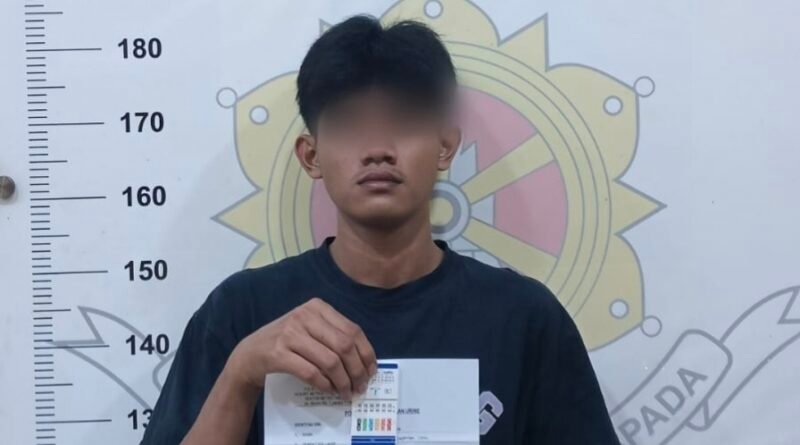 Razia Kejahatan Jalanan, Polsek Metro Tamansari Amankan Pria Pembawa Tembakau Sintetis