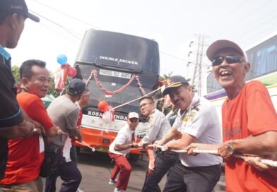 Lomba Tarik Bus AKAP Menjadi Puncak Kemeriahan HUT Ke – 81 Kemerdekaan RI 2026 di Terminal Kampung Rambutan