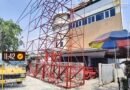 Konstruksi Reklame Raksasa di Cengkareng Diduga Belum Kantongi Izin, Pengawasan Pemkot Jakbar Dipertanyakan