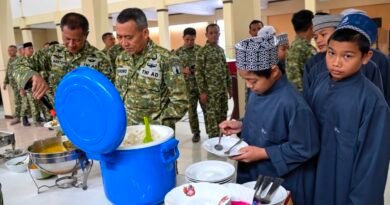 Korem 081/DSJ Berbagi Kebahagiaan dengan Anak-Anak Pesantren