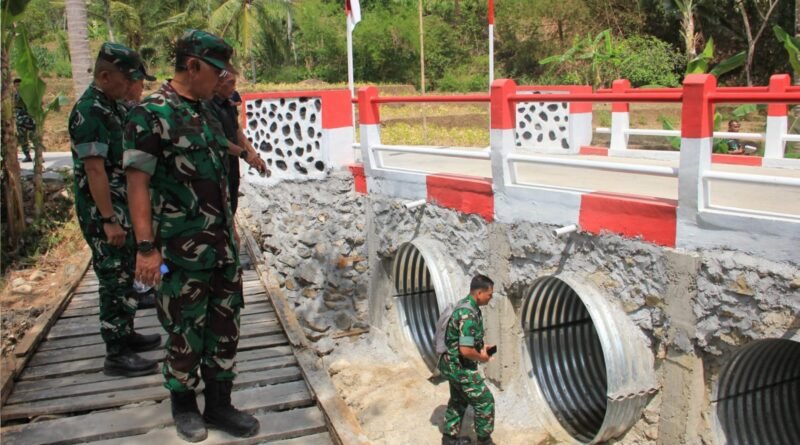 Tim Wasev Pastikan Jembatan di Trenggalek Layak Digunakan