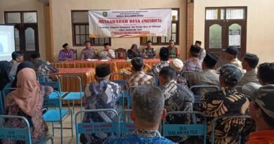 Sinergi TNI-Polri Kawal Musdes Perubahan APBDes Salamwates 2026