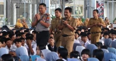 Kapolresta Malang Kota Tanamkan Wawasan Kebangsaan dan Cegah Kenakalan Remaja kepada Siswa SMKN 4